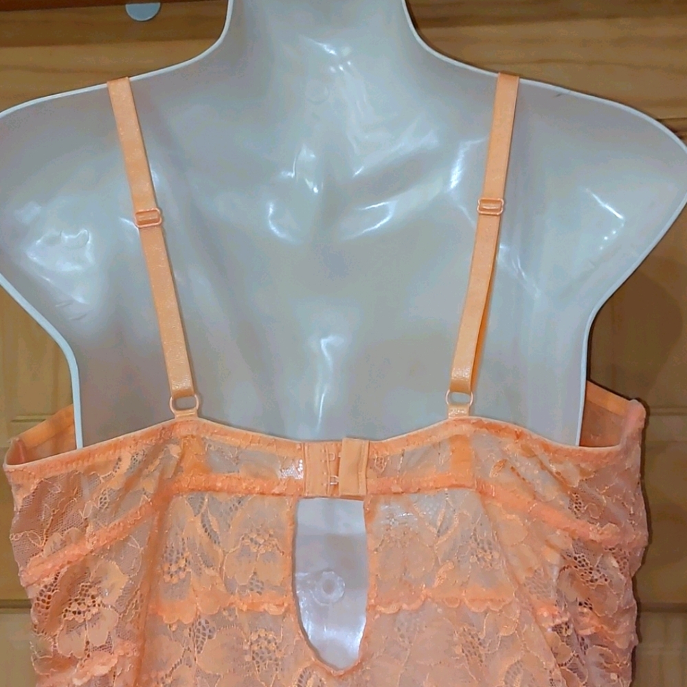 Lacy Nightgown - Picture 3 of 3
